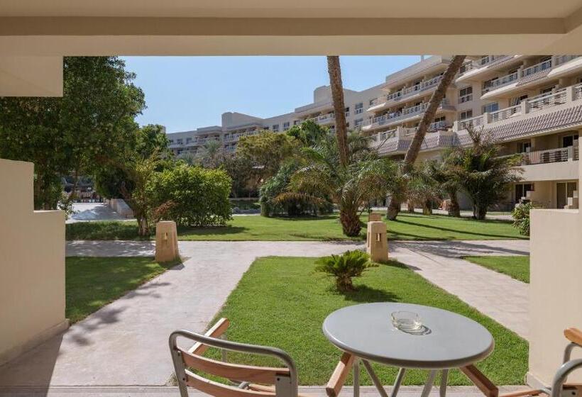 استراحتگاه Sindbad Club