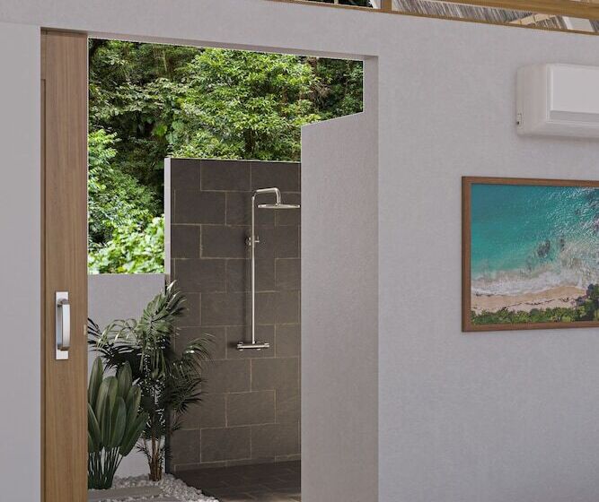 Shawandha Ecolodge