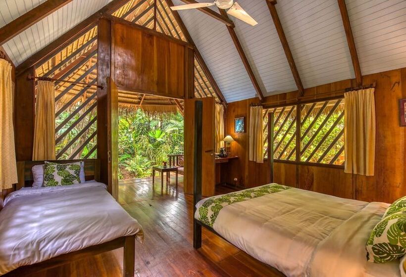 Shawandha Ecolodge