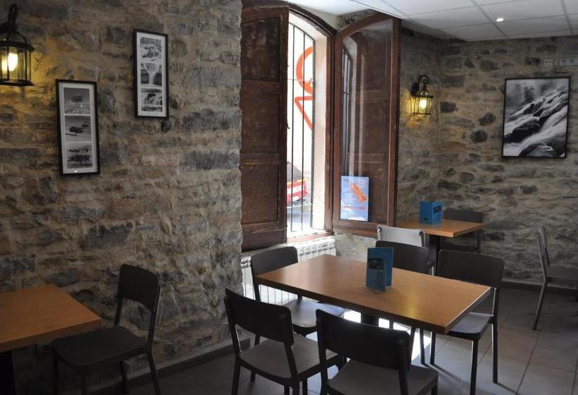 Skipass Hostal