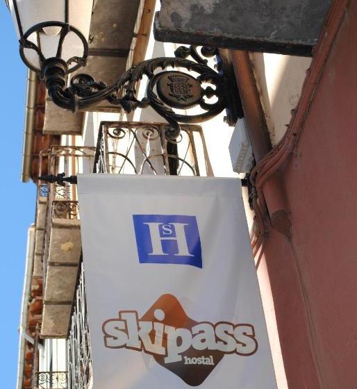 Skipass Hostal