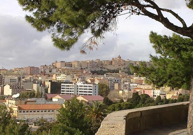 تختخواب و صبحانه Sardinia Domus