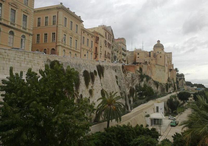 تختخواب و صبحانه Sardinia Domus