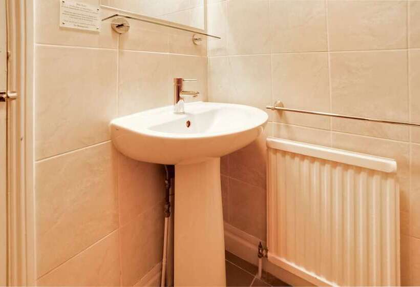 Fotos del hotel Gulliver's Hotel:  13