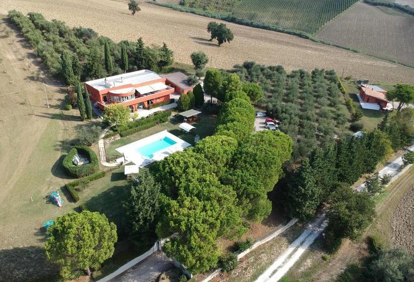 בית מלון כפרי Agriturismo Shanti House