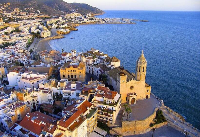 هتل Alenti Sitges