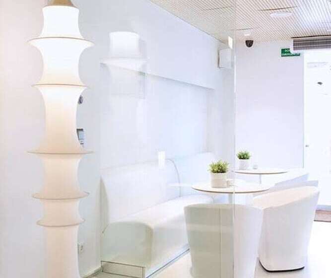 هتل Alenti Sitges