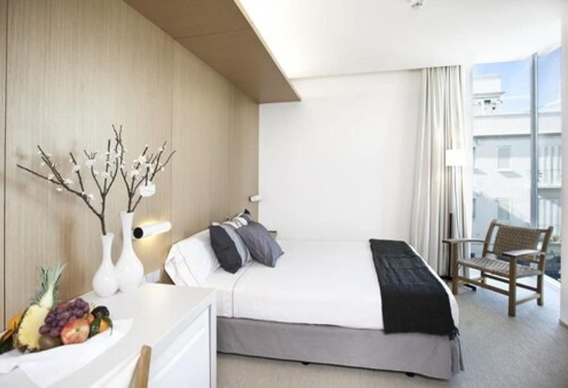 هتل Alenti Sitges
