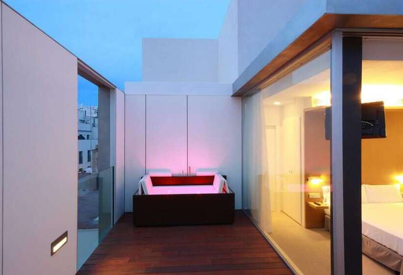 هتل Alenti Sitges