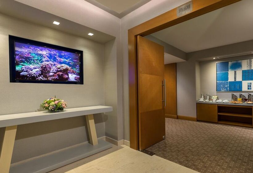 בית מלון כפרי Central