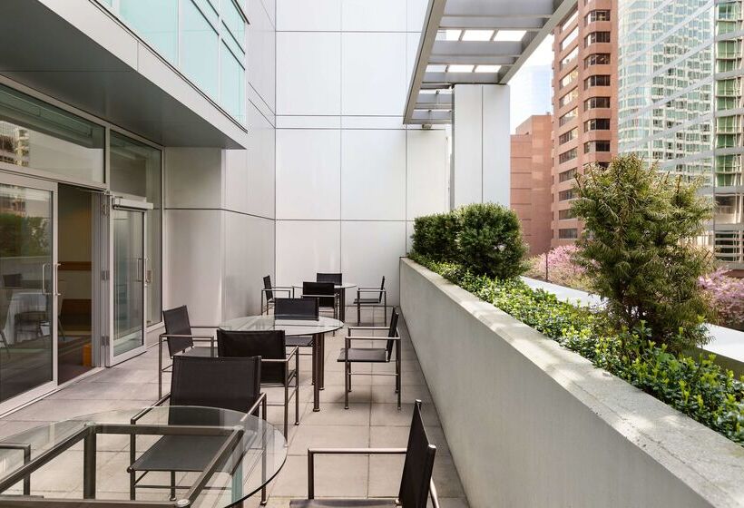 Fotos del hotel Coast Coal Harbour Vancouver Hotel By Apa:  21