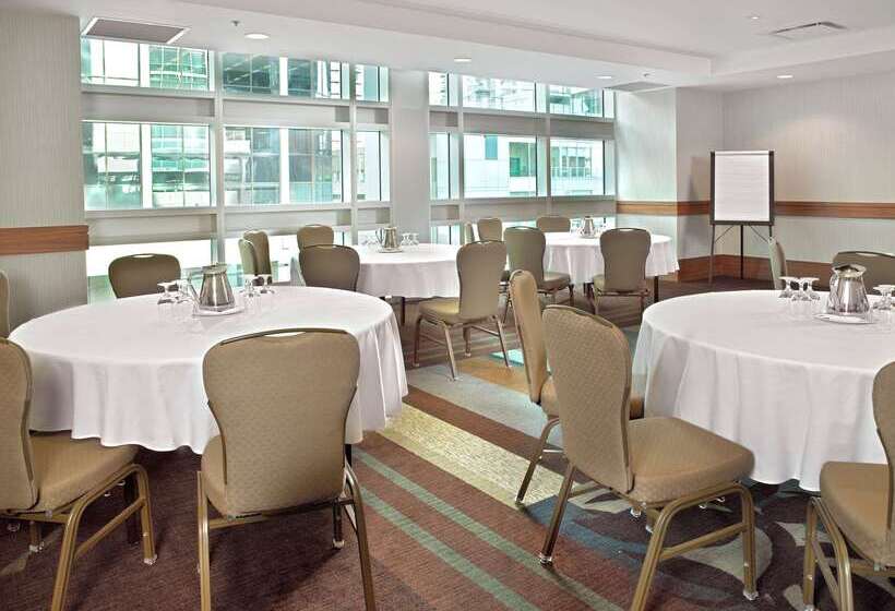 Fotos del hotel Coast Coal Harbour Vancouver Hotel By Apa:  44