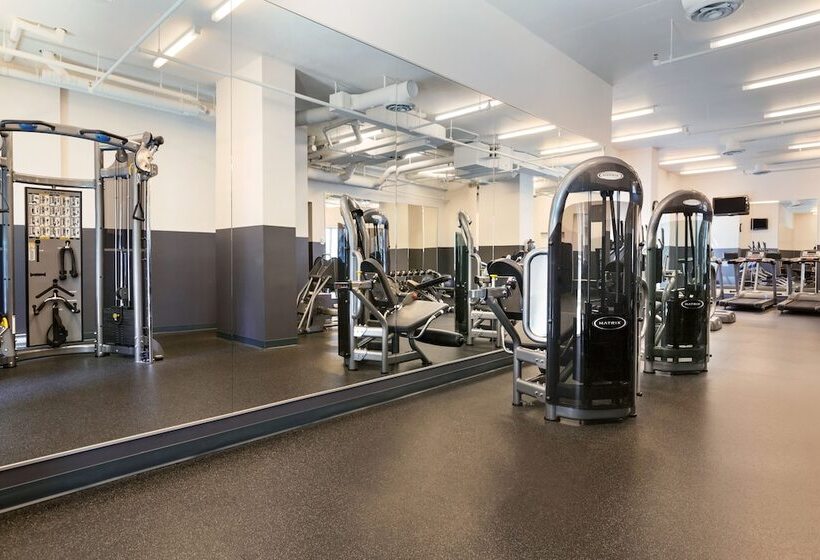 Fotos del hotel Coast Coal Harbour Vancouver Hotel By Apa:  10
