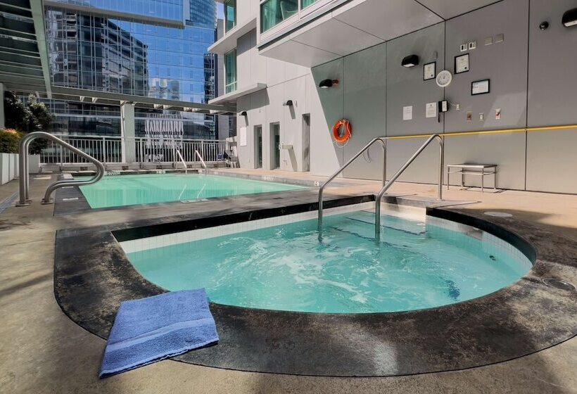 Fotos del hotel Coast Coal Harbour Vancouver Hotel By Apa:  56