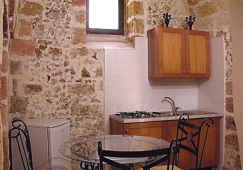 هتل B&b Dimora Vicolungo