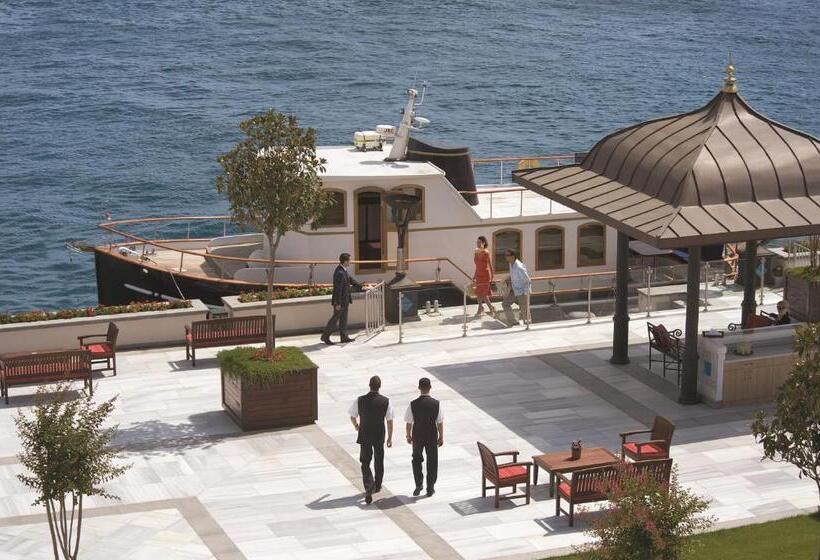 هتل Four Seasons  Istanbul At The Bosphorus