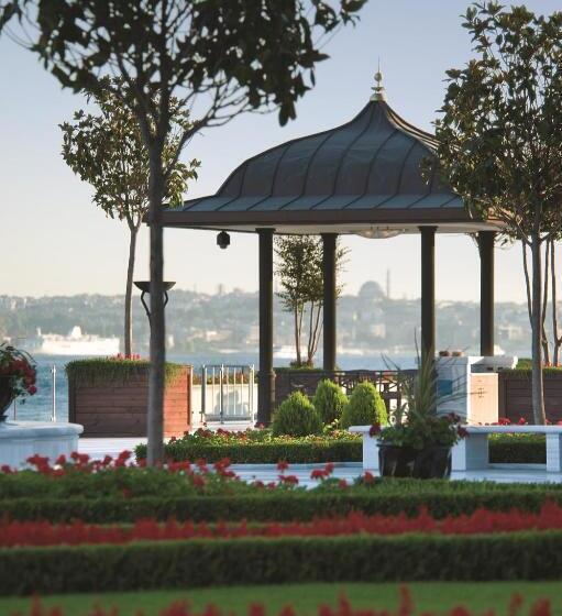 هتل Four Seasons  Istanbul At The Bosphorus