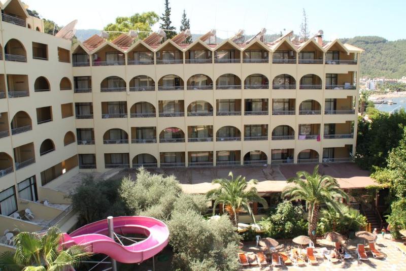 Hotel Ga¶lmar Beach