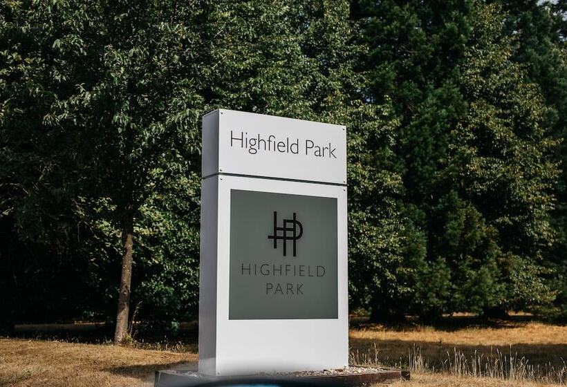 هتل Highfield Park