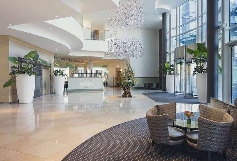 هتل Hilton Reading
