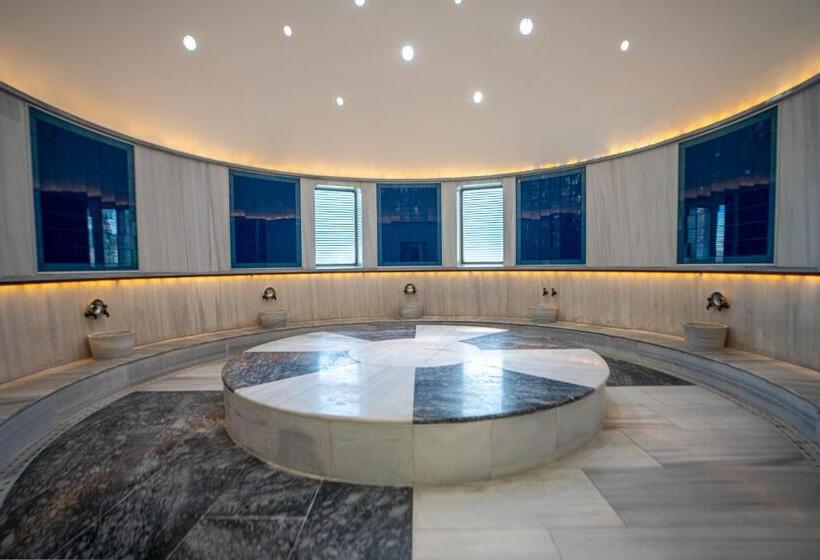 Kuum Hotel & Spa