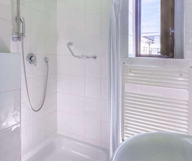 Fotos del hotel Lunik:  13