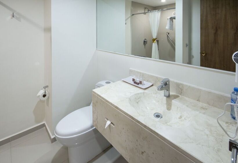 ホテル Mision Express Merida Altabrisa