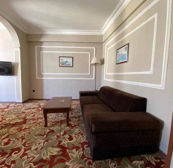 Fotos del hotel Monopol:  15