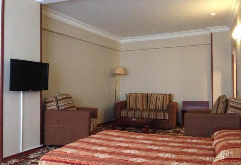 Fotos del hotel Monopol:  6