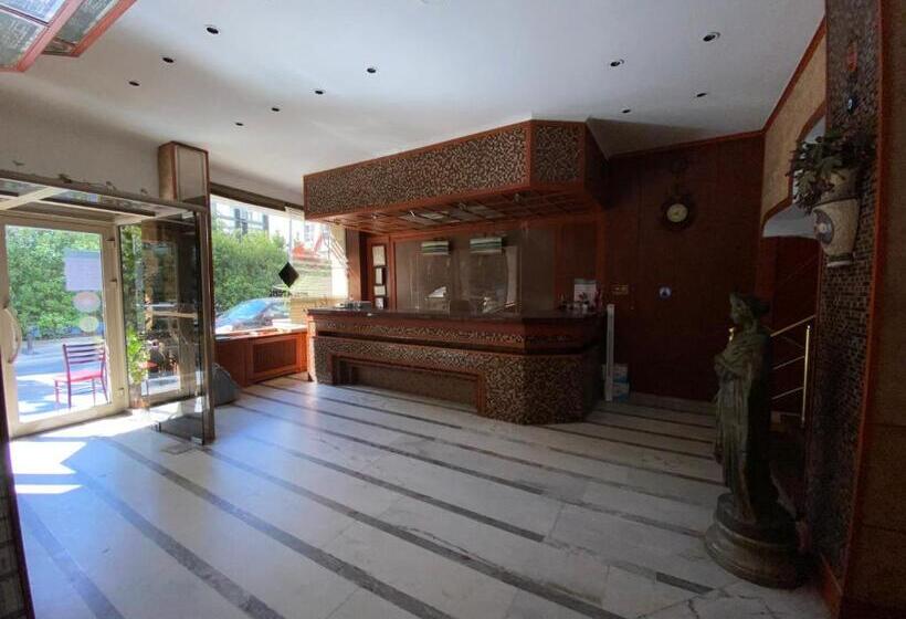 Fotos del hotel Monopol:  10