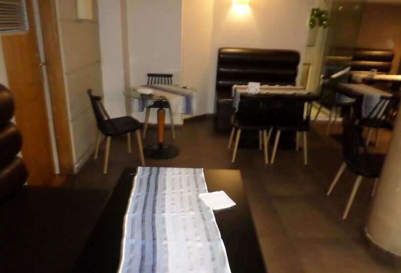 Fotos del hotel Nafsika Hotel Athens Centre:  23