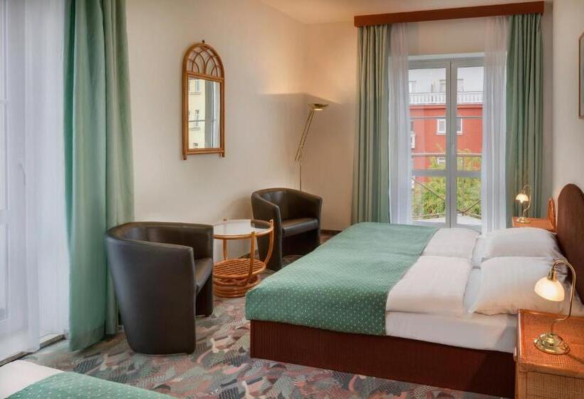 Fotos del hotel Otar:  11