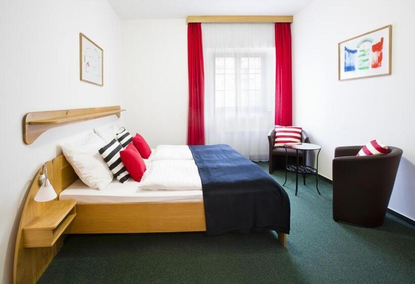 Fotos del hotel Otar:  35