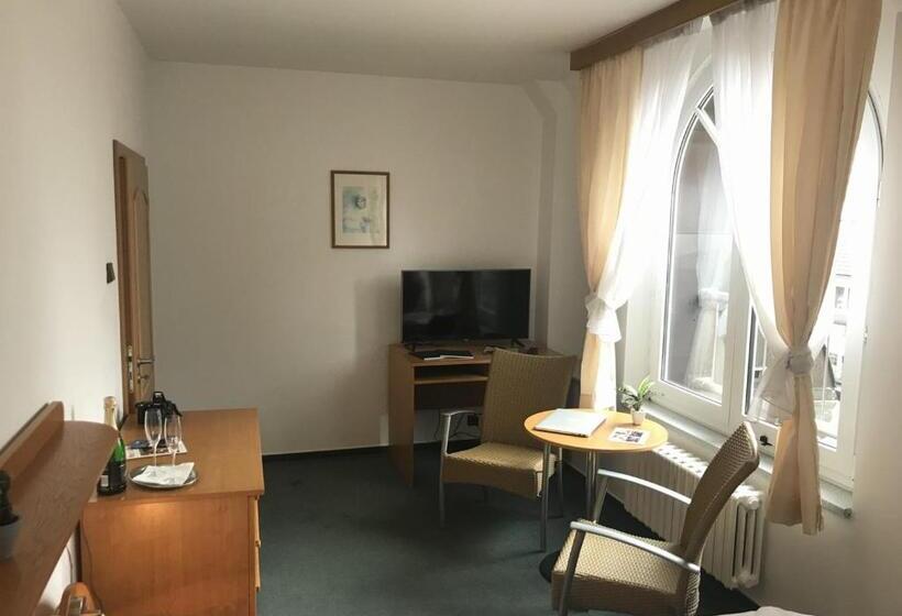 Fotos del hotel Otar:  32