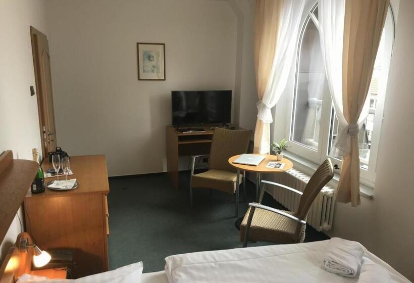 Fotos del hotel Otar:  14