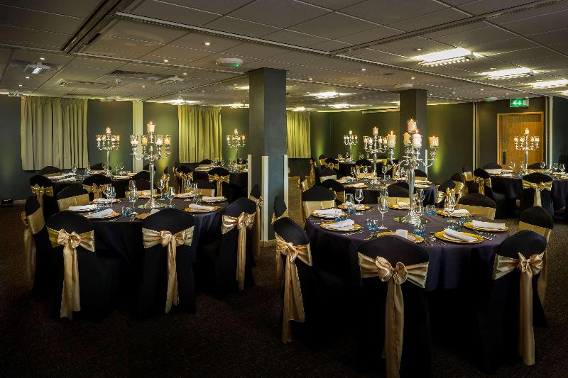 فندق Park Inn By Radisson Peterborough