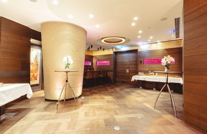 هتل Plaza Inn Koln Pulheim