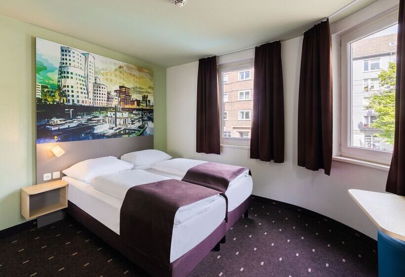 Fotos del hotel B&b Hotel Düsseldorf City-süd:  5