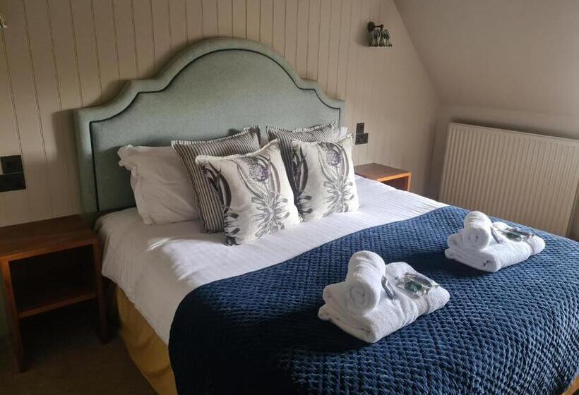 هتل Priory Inn