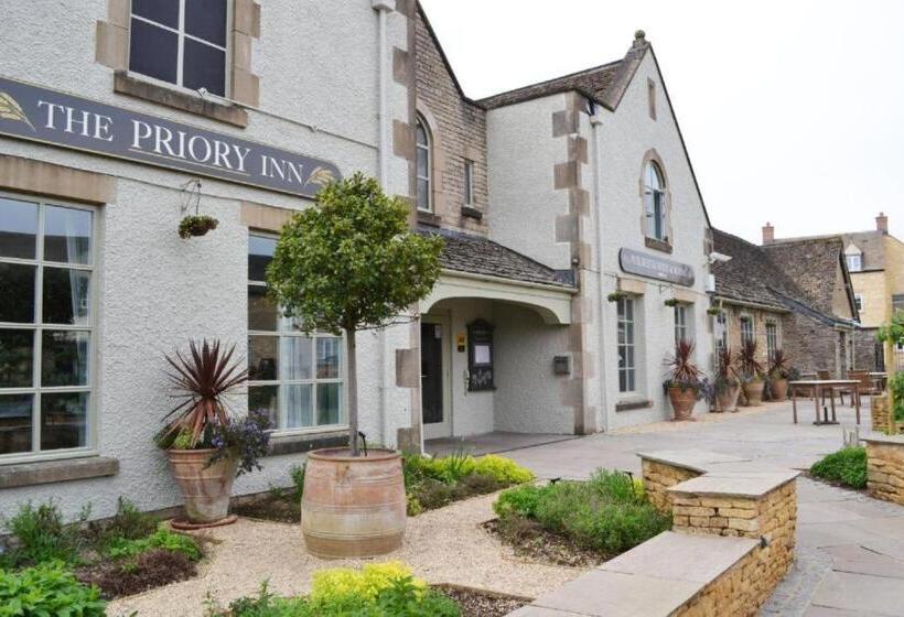 هتل Priory Inn