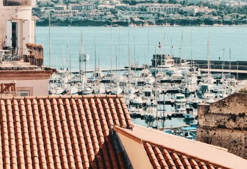 هتل San Carlu Citadelle Ajaccio