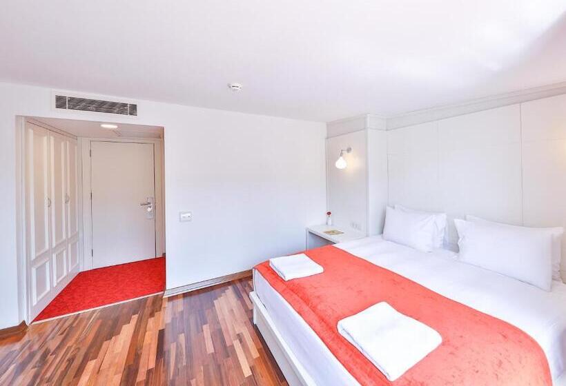 Fotos del hotel Senatus   Special Class:  6