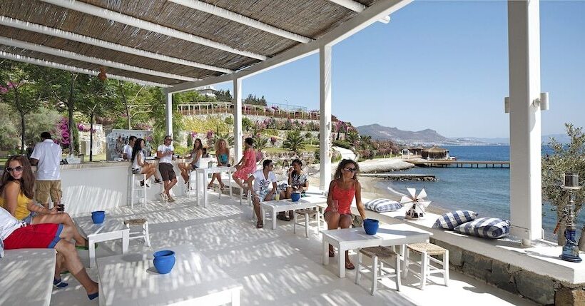 هتل Sianji Wellbeing Resort