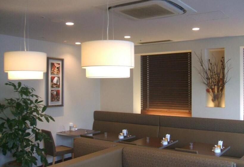 בית מלון כפרי Sotetsu Fresa Inn Higashi Shinjuku