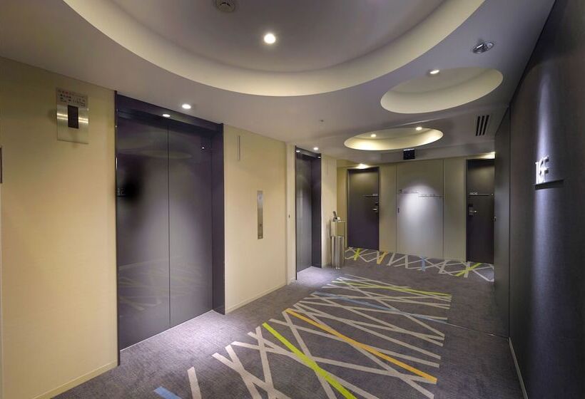 호텔 Sotetsu Fresa Inn Shimbashi Karasumoriguchi