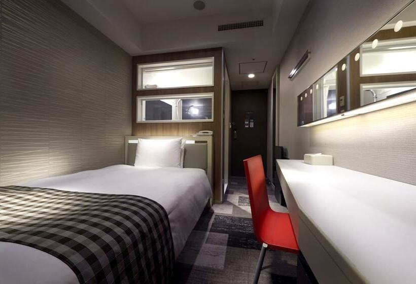 호텔 Sotetsu Fresa Inn Shimbashi Karasumoriguchi