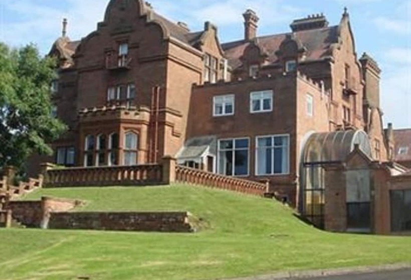 هتل Adamton Country House