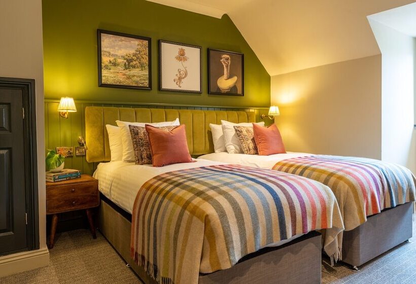 هتل The Crown Inn