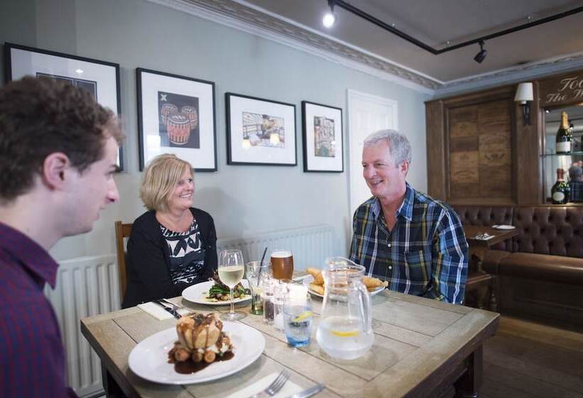 בית מלון כפרי The Sun Inn