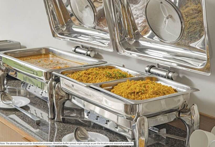 ホテル Treebo Rockwell Plaza